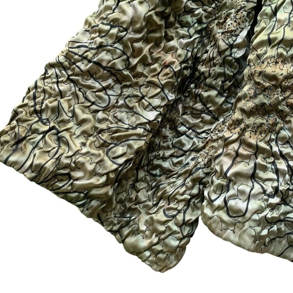 Cartise Cropped Textured Floral Buttoned Swing Jacket Sage Green Black Size 6 - Picture 4 of 7